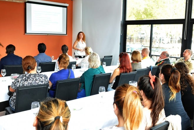 1-CAPACITACION-EN-GASTRONOMIA-658x439