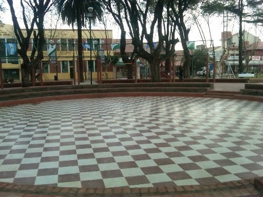 plaza-martinez-9-de-julio