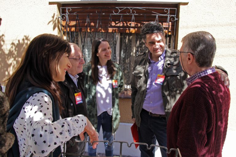 Representantes nacionales, provinciales y locales de Cambiemos recorrieron zona norte con el timbreo
