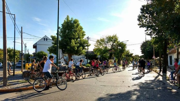 en-bici-ciudad-activa