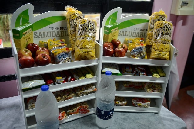 KIOSCOS SALUDABLES EN LOS POLIS (4)