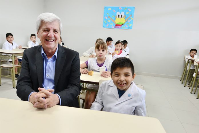 andreotti-escuelas-caracoles