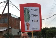 La iglesia se manifestó bajo el lema "Vale Toda Vida"