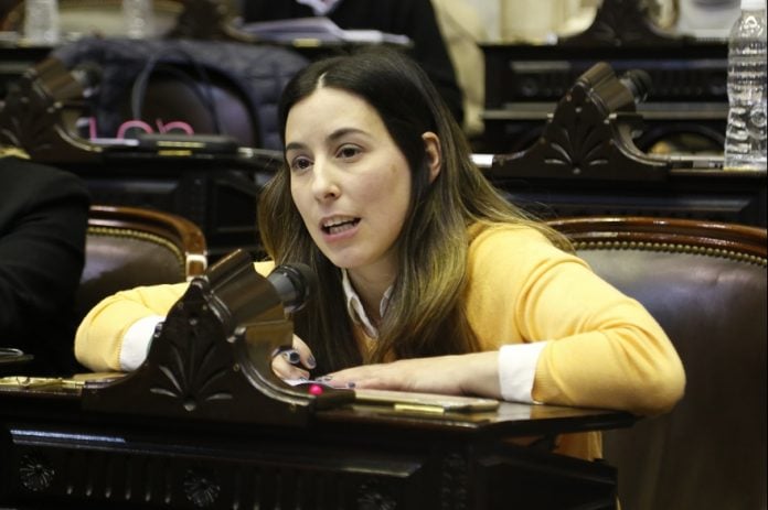 samanta-acerenza-1 samanta-acerenza-presupuesto-2019
