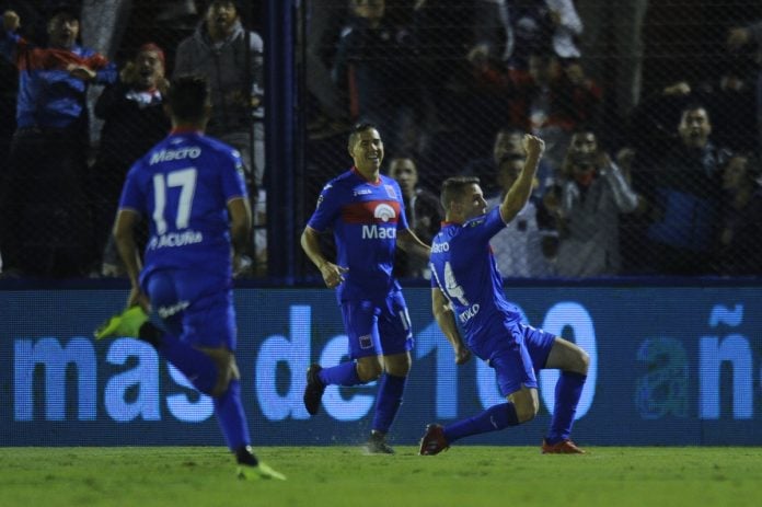 Copa SuperLigaTigre vs RacingFoto Juano Tesone