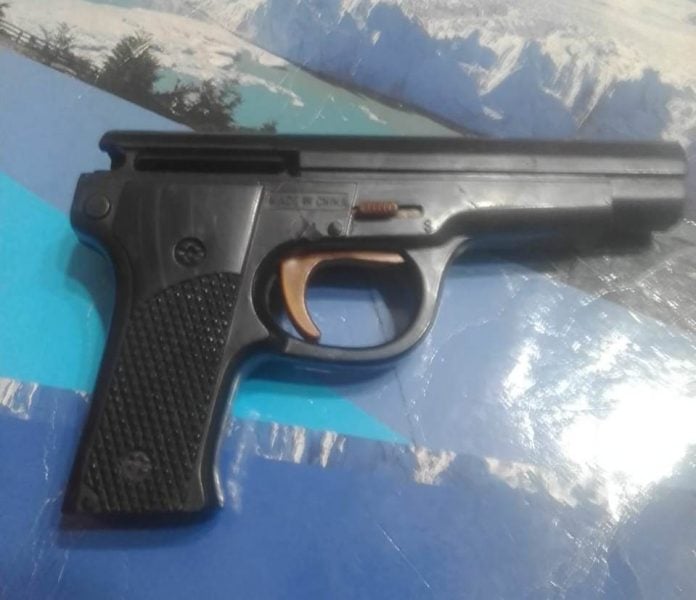 pistola-utileria pistola-utileria