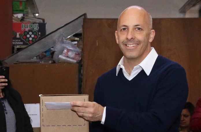 NICOLÁS VOTANDO 2019