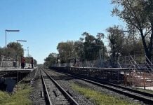 Por obras, cierran el paso a nivel de la estación Alberti del Belgrano Norte