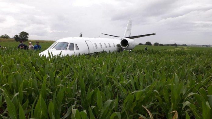 avion-campo Avion Campo