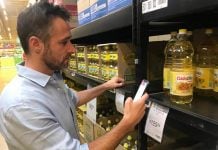 Achaval se bajó la app de precios cuidados, que es tendencia en descargas, y fue al super Achavall Precios Cuidados