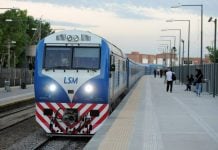 El tren San Martín circula con demoras por el choque entre una formación y un vehículo en Hurlingham Tren San Martin