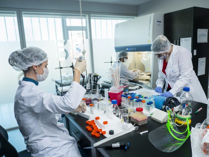 San Martín instala un Laboratorio de Biología Molecular en el Hospital Thompson para los testeos rápidos de Covid-19. San Martín Instala Un Laboratorio De Biología Molecular En El Hospital Thompson Para Los Testeos Rápidos De Covid 19.