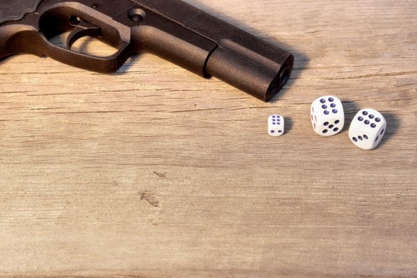 pistola-dados-arma Pistola Dados Arma