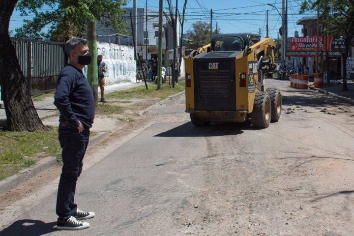 Zabaleta Recorrio El Inicio Del Plan De Repavimentacion De Calles