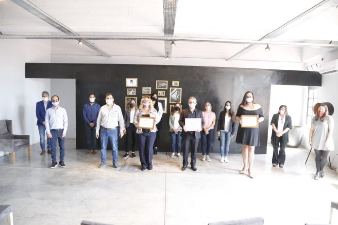 Attta Entregó Un Reconocimiento A La Empresa, Por Cumplir Con El Cupo Laboral Travesti Y Trans