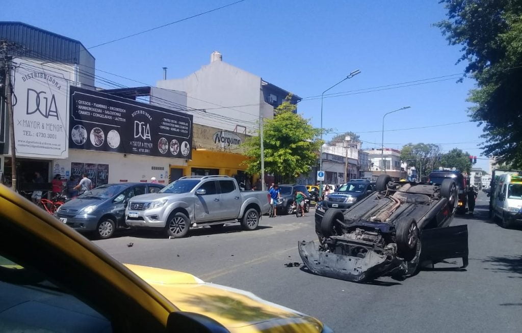 Choque Vuelco Mitre 1
