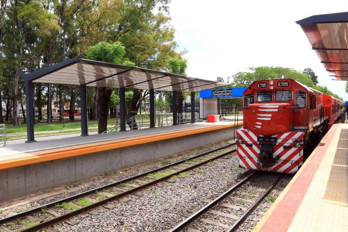 Estacion Villa Adelina 1