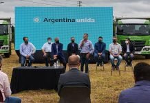 Hurlingham: Zabaleta, Ferraresi y Katopodis firmaron convenios para la construcción de viviendas Zabaleta, Ferraresi Y Katopodis, Junto A Intendentes Del Conurbano, Firmaron Convenios Para Viviendas