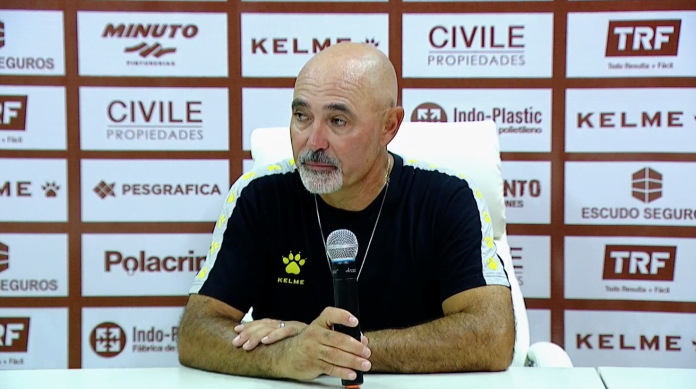 chocho llop platense chocho llop platense