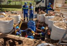 AySA instaló una nueva válvula para mejorar el servicio de agua en Moreno whatsapp image 2021 02 18 at 6.58.44 pm (1)