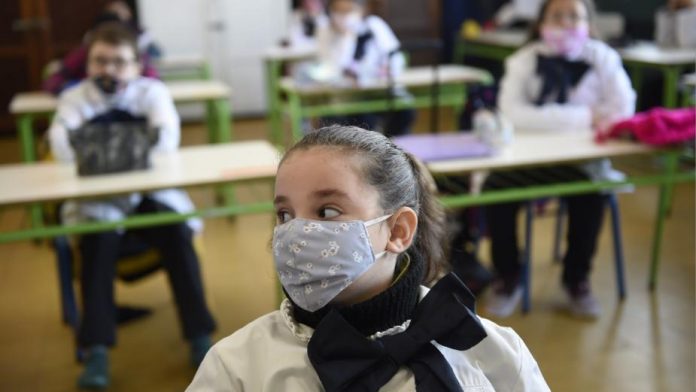 Barbijo Escuela Clases Presenciales Coronavirus