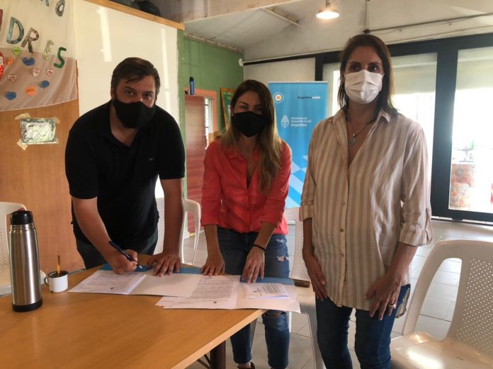 ferraro firma convenio inclusion jovenes tigre