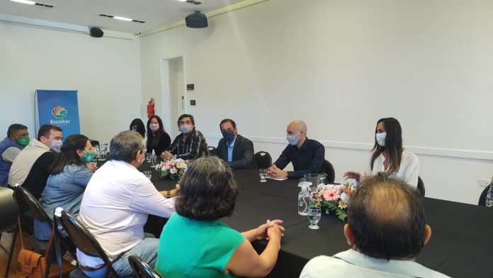 Sujarchuk-reunión-gremios-municipales-Escobar
