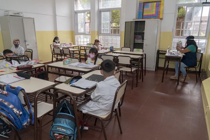 aula clases presenciales coronavirus
