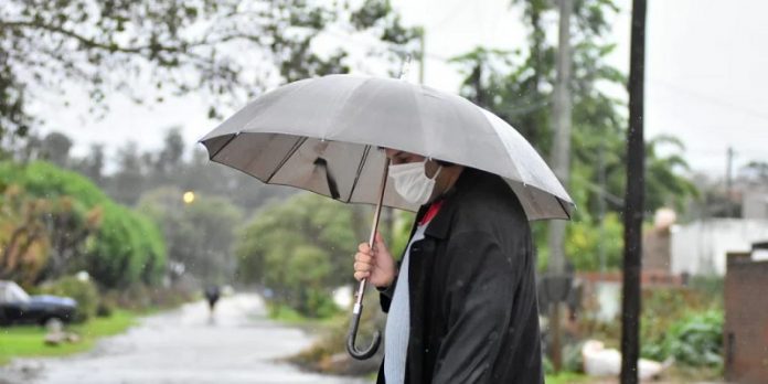 lluvia paraguas nublado sol pronostico