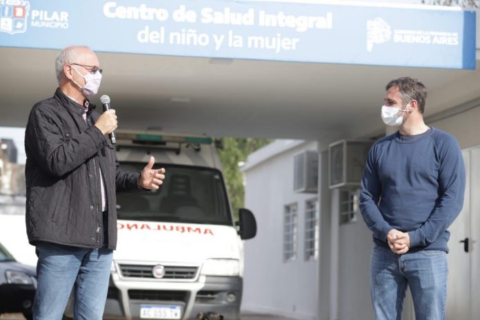 Gollán-Achával-inauguración-centro de salud monterrey