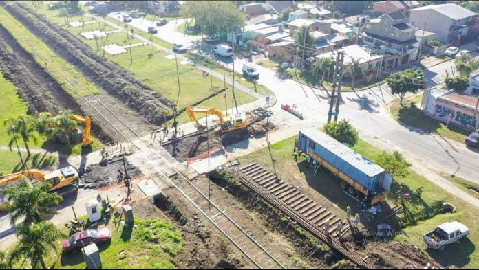 trenes argentinos paso nivel peru talar tigre