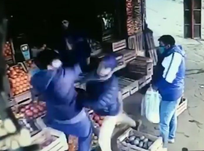 pelea verdulería merlo