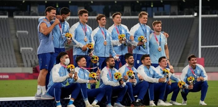 pumas medalla