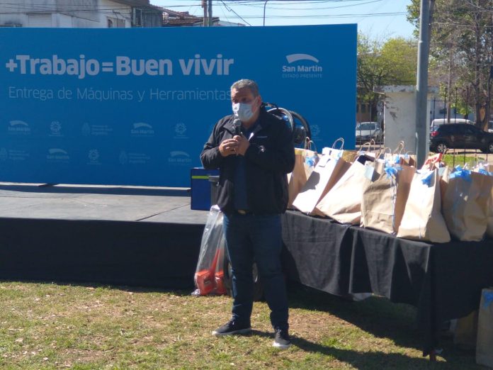 aguilera san martin entrega herramientas