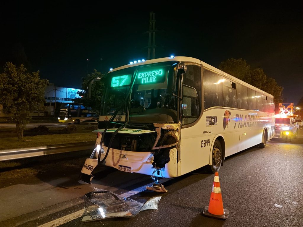 choque multiple tigre panamericana micro (3)