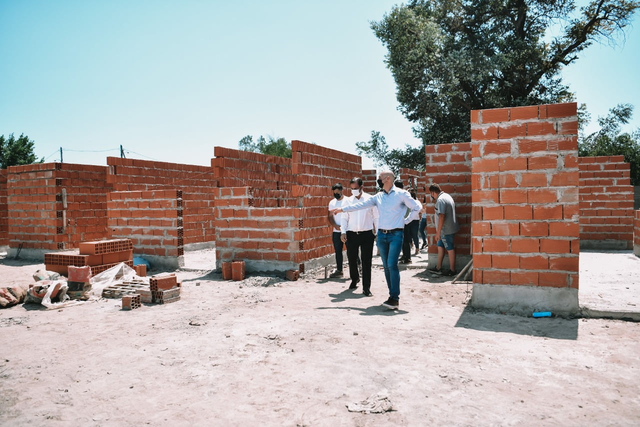 Comenzó la construcción de 57 viviendas del programa Casa Propia en Escobar  | Que Pasa Web