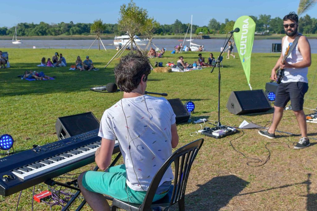 musica mirando al rio san fernando 1