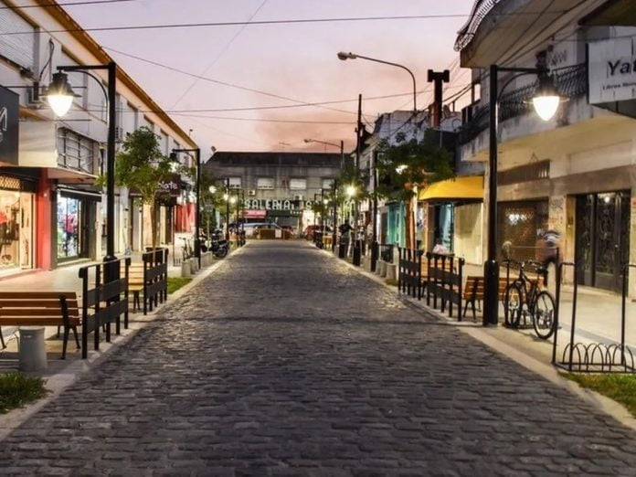 centro.comercial haedo 2222