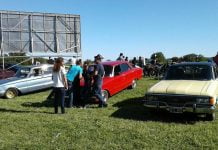Autos clásicos, modelos tunning y motos en un encuentro ideal para los amantes de los fierros en Escobar expo autos escobar fierros