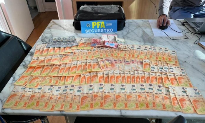estafa ciberdelito tarjetas credito banda allanamiento nordelta
