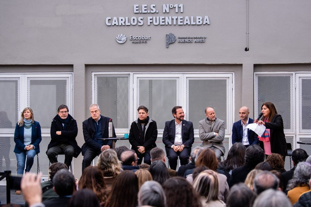 inauguracion escuela fuentealba garin escobar kicillof 1