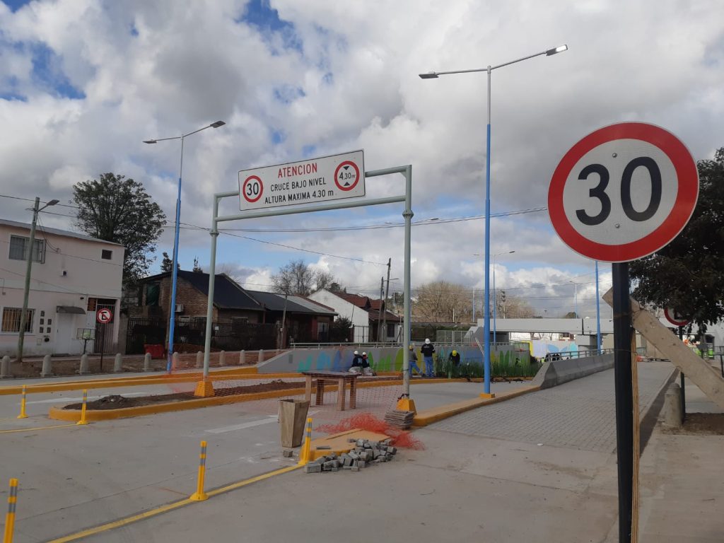 tunel calle podesta escobar belen 1