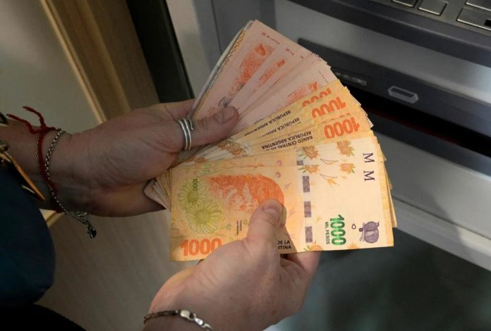 pesos cajero plazo fijo ahorro dinero