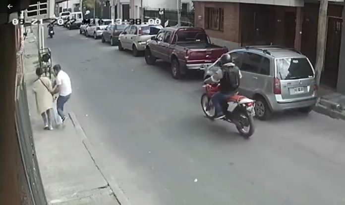 robo motochorros villa sarmiento 3