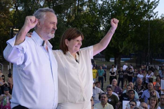 bullrich de la torre acto (1)