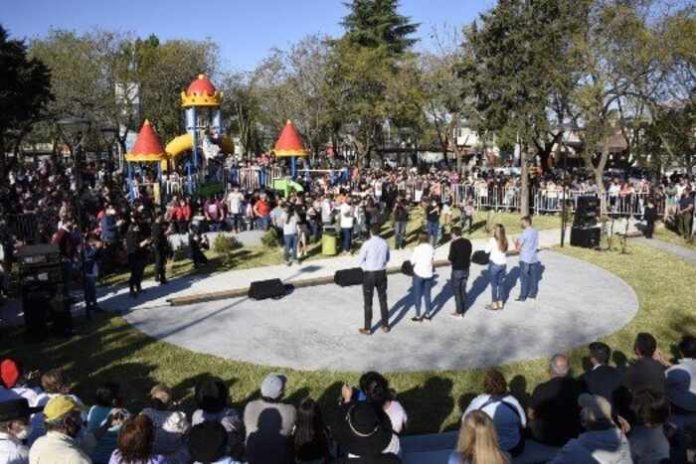 plaza itatí
