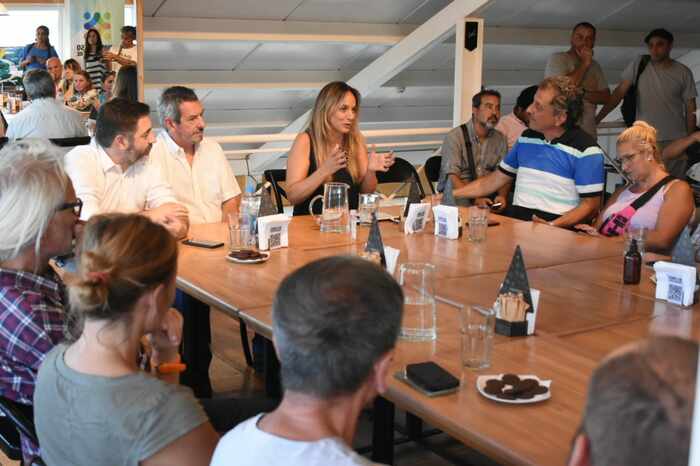 reunion malena galmarini islenos 1