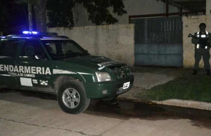 Gendarme hirió dos delincuentes