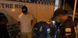 policía federal detenido