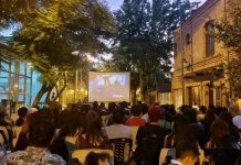 2 cine al aire libre animé